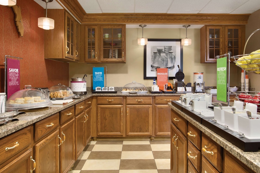 Hampton Inn & Suites Tarpon Springs - photo 30