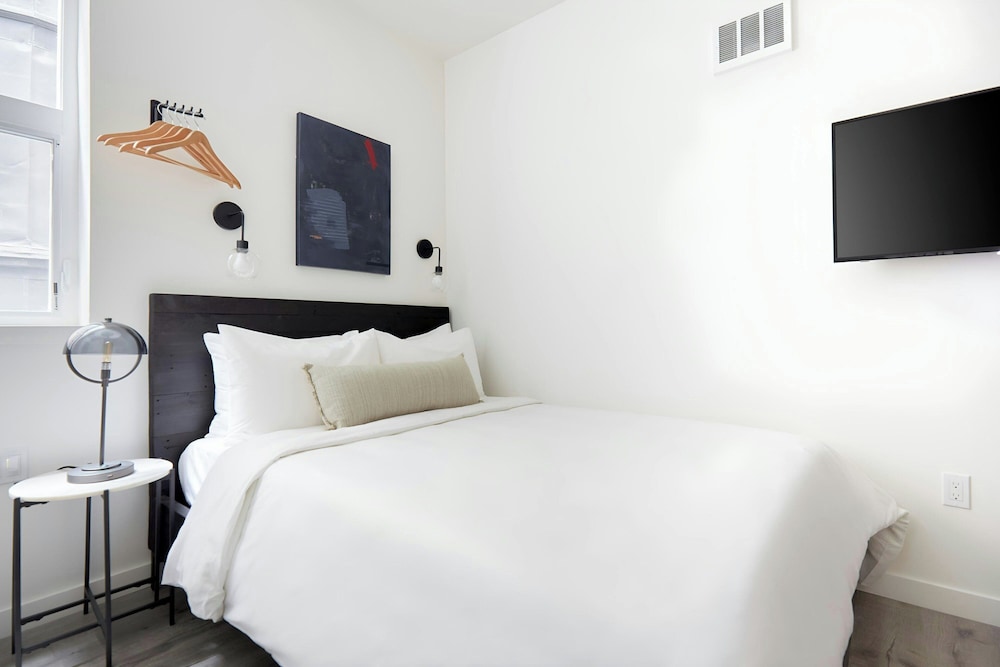 The Boylston Hotel Capitol Hill - photo 9