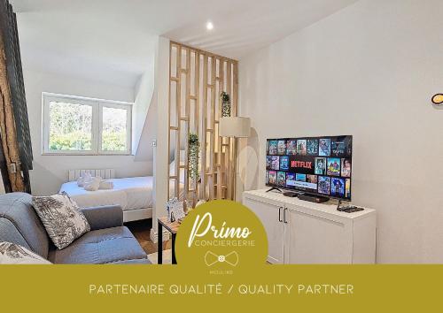 L’eiffel Entre Centre Ville Et Parc Moulins Expo Avec Services Premium by Primo C0nciergerie in Moulins, France