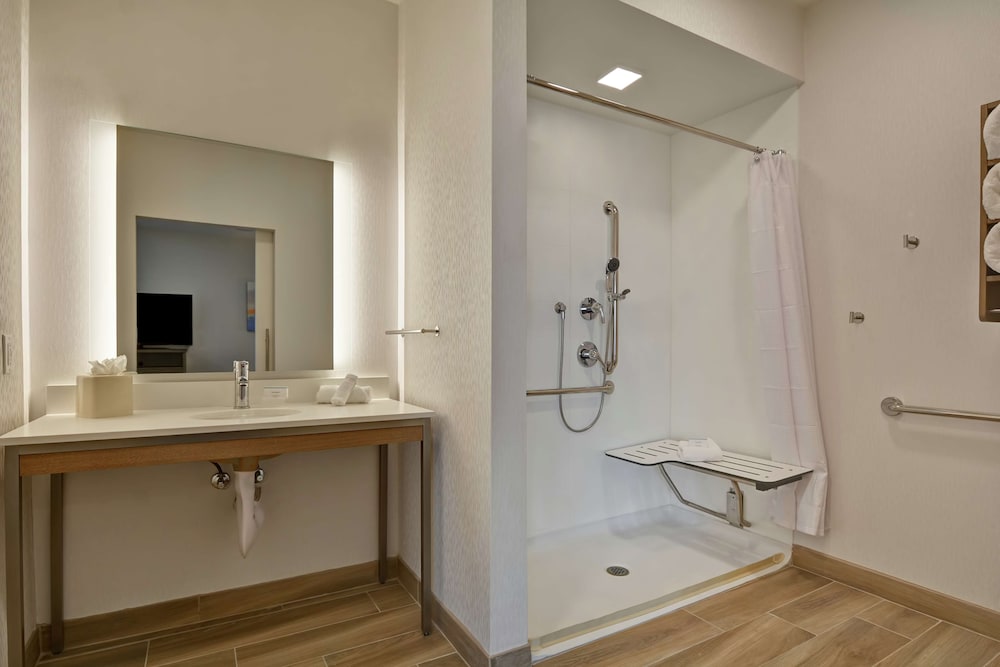 Homewood Suites by Hilton Chula Vista Eastlake - photo 40