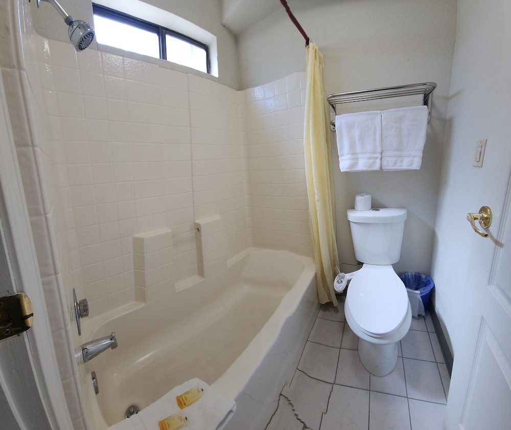Formosa Inn - photo 16