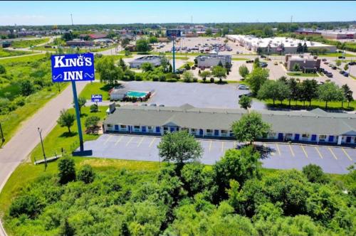 Kings Inn Michigan - photo 7