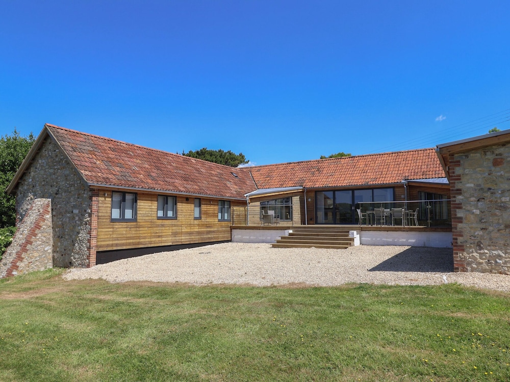 The Stables - last minute hotel in Lyme Regis