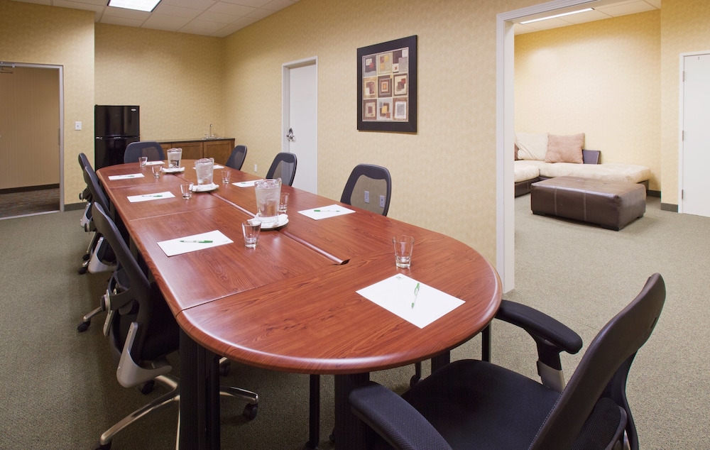 Holiday Inn Lincoln Southwest by IHG - photo 21