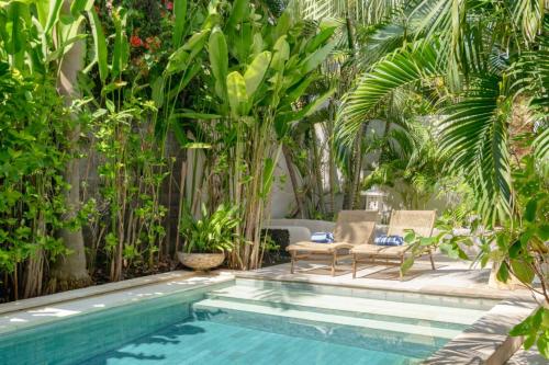 Frangipani & Palm Garden Villa Private Pool Seminyak — 4-Star Luxury Hotel in Seminyak, Indonesia