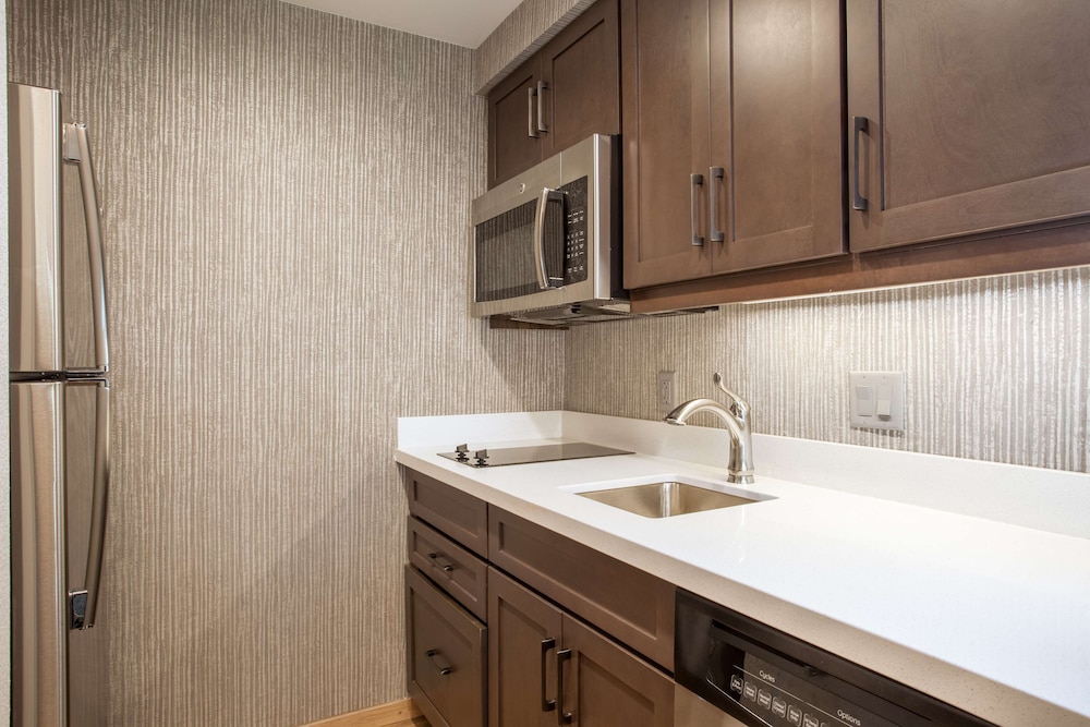 Homewood Suites by Hilton Saratoga Springs - photo 20