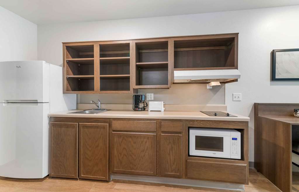 Extended Stay America Suites Nashua Merrimack - photo 35