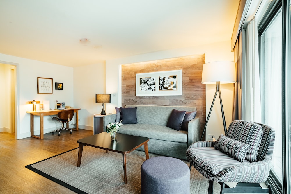 Warwick Denver - photo 11