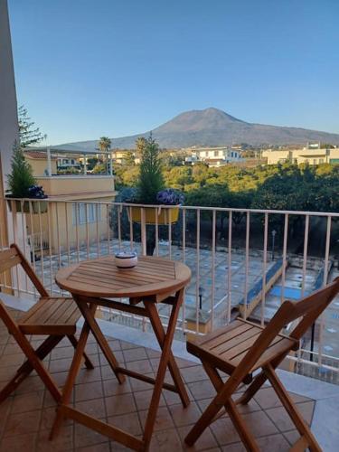 Miracapri Home the Strategic Centre Between Napoli And Sorrento — 4-Star Luxury Hotel in Torre Del Greco, Italy