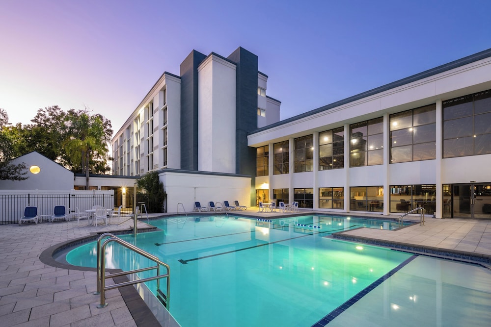 Crowne Plaza Hotel Jacksonville Airport I 95N by IHG - photo 19