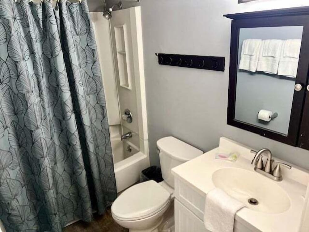 Royal Garden Resort 105 2 Bedroom Condo by RedAwning - photo 7