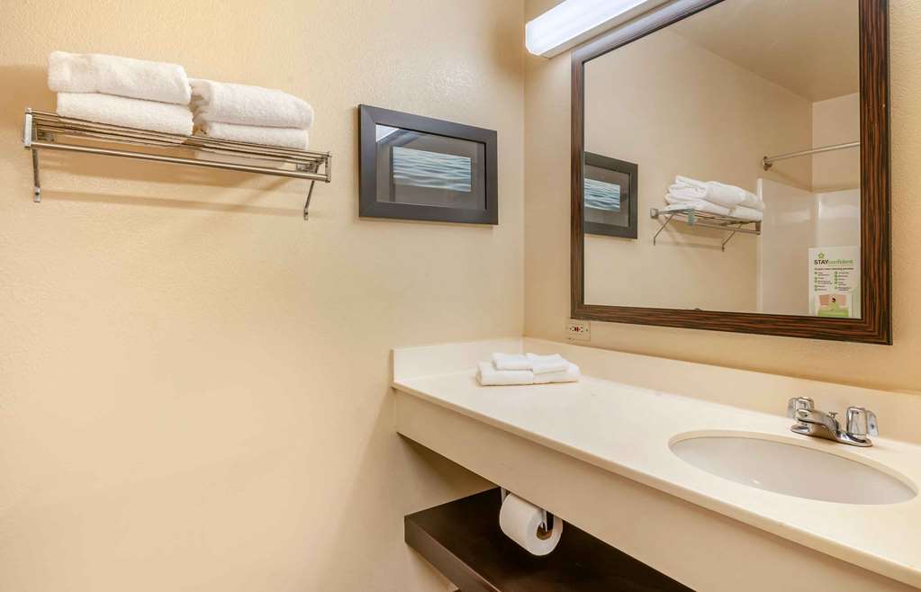 Extended Stay America Suites Oakland Emeryville - photo 30