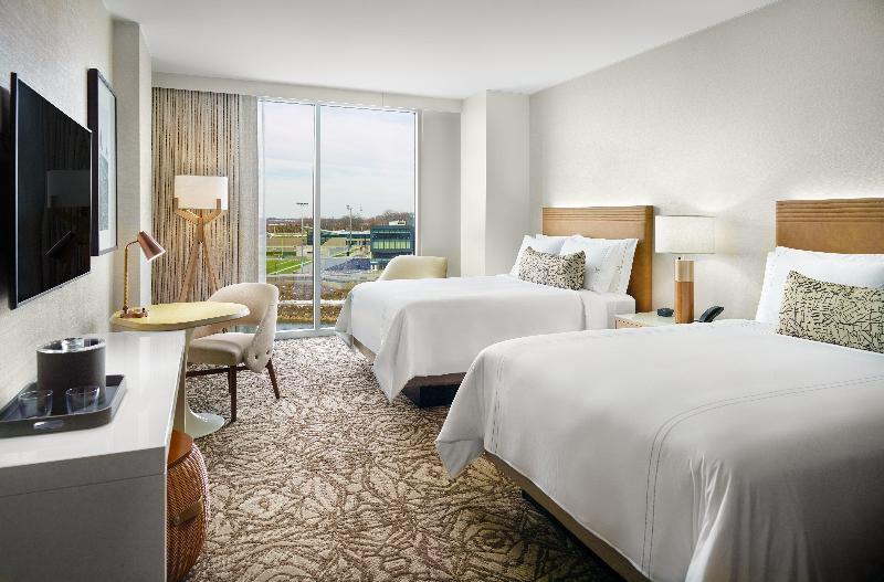Omni Viking Lakes Hotel — 4-Star Luxury Hotel in Eagan, United States