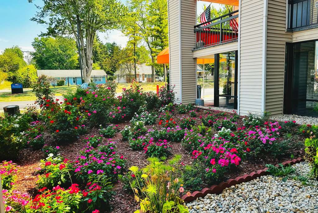 Baymont Inn and Suites by Wyndham Columbus Near OSU - photo 104