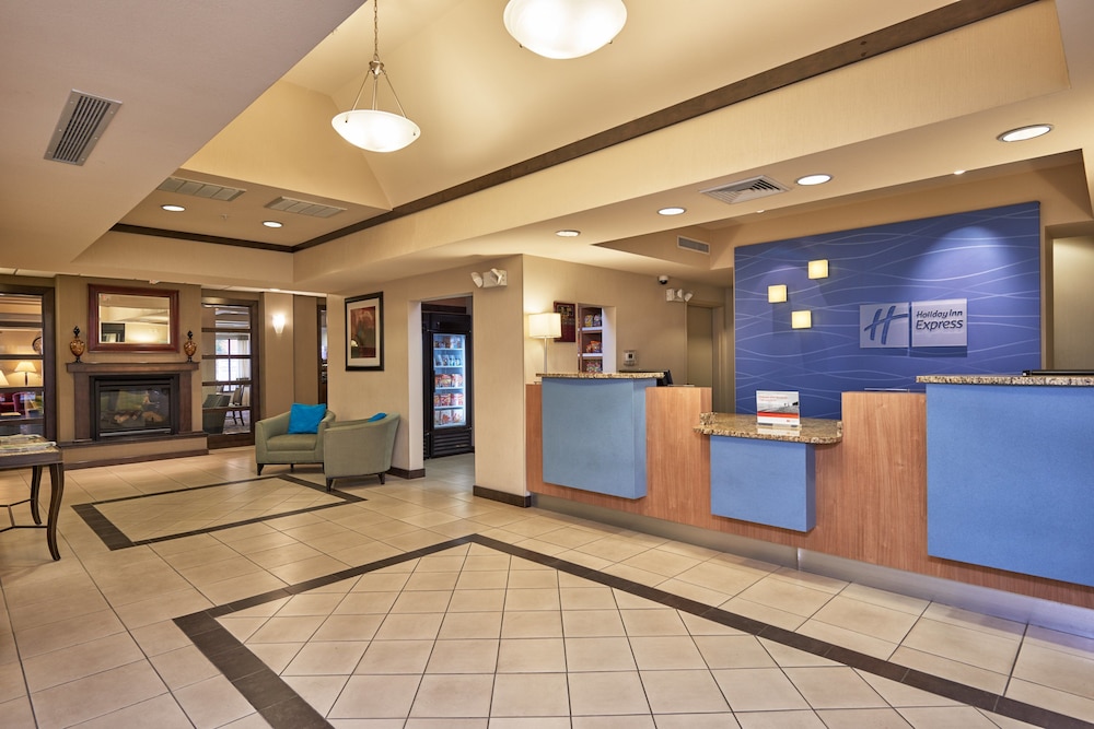 Holiday Inn Express & Suites El Paso Airport Area by IHG - photo 4