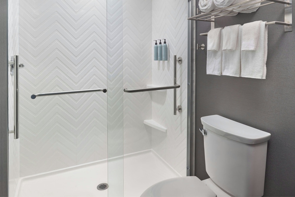 Courtyard by Marriott Atlanta Dunwoody - photo 42