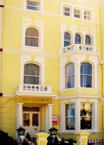 The Clovelly — 4-Star Luxury Hotel in Llandudno, United Kingdom