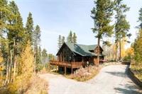 Elk Trail House Peak 7 by Pinnacle Lodging