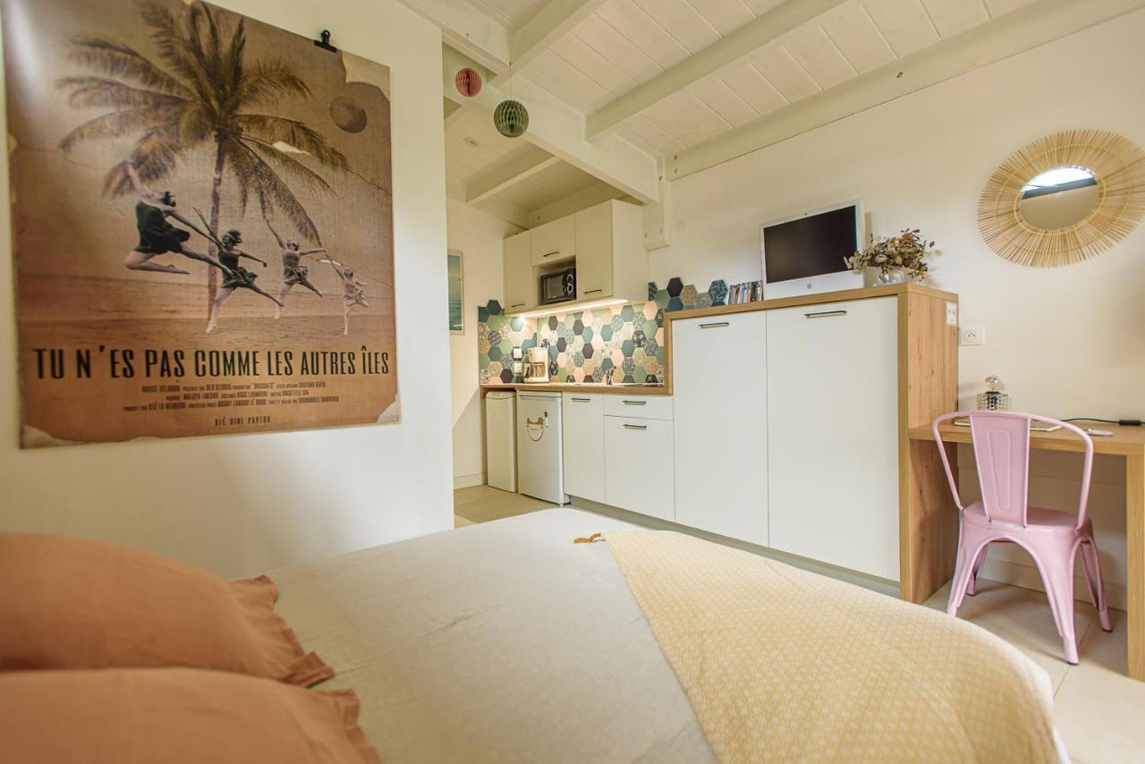 Les Cocottes Terre Sainte — 4-Star Luxury Hotel in Saint-Pierre, Réunion