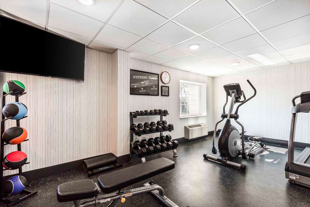 Comfort Inn Memphis Airport West - photo 31