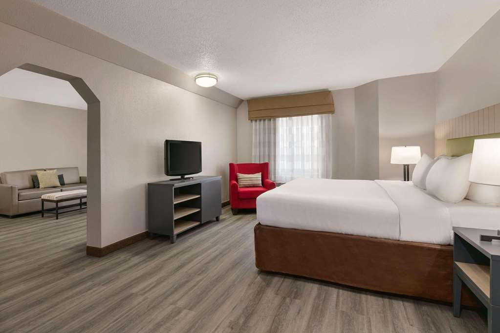 Country Inn & Suites by Radisson Roanoke Rapids NC - photo 16
