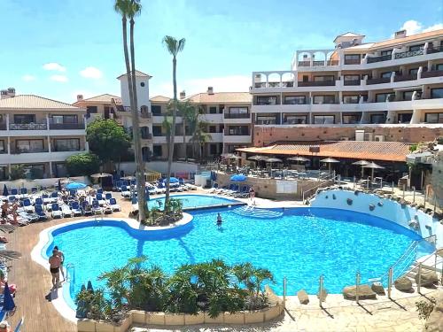 Golf del Sur Park Albatros — 4-Star Luxury Hotel in San Miguel De Abona, Spain