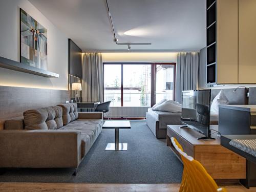 Tatra Suites Luxury Studio A302 — 4-Star Luxury Hotel in Vysoke Tatry, Slovakia
