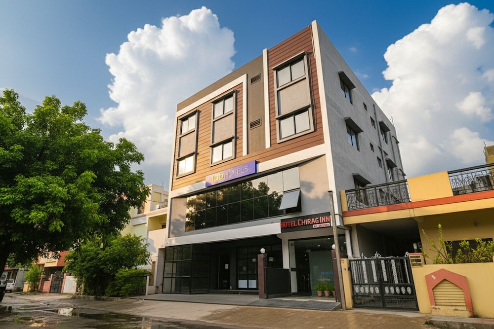 Fabhotel Chirag Inn in Indore, India
