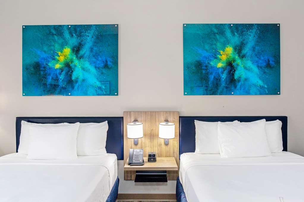 La Quinta Inn & Suites by Wyndham Miramar Beach Destin - photo 16