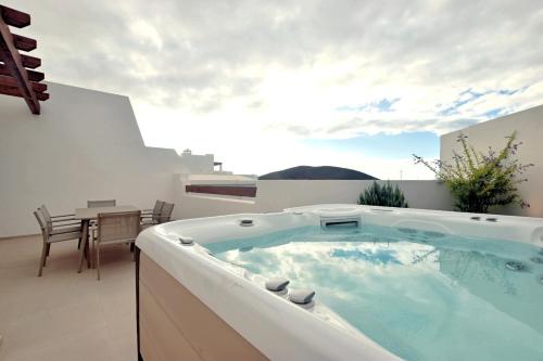 Jardines Bentago 33 Penthouse Jacuzzi Nature — Arona