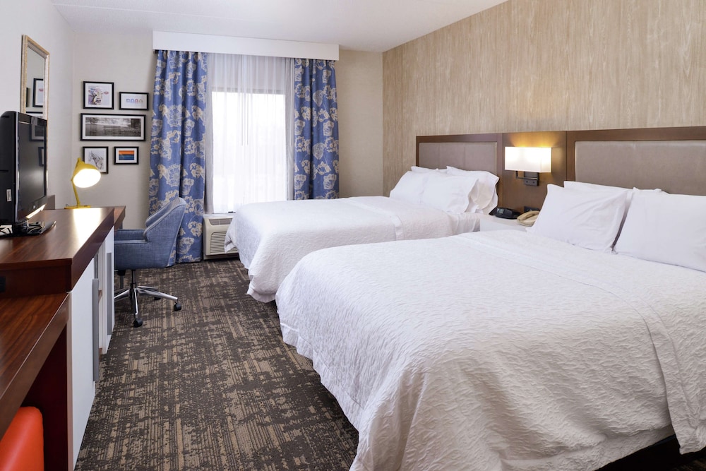 Hampton Inn & Suites Wilmington - photo 6