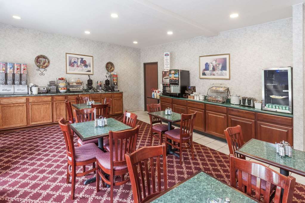 Baymont by Wyndham New Buffalo - photo 12