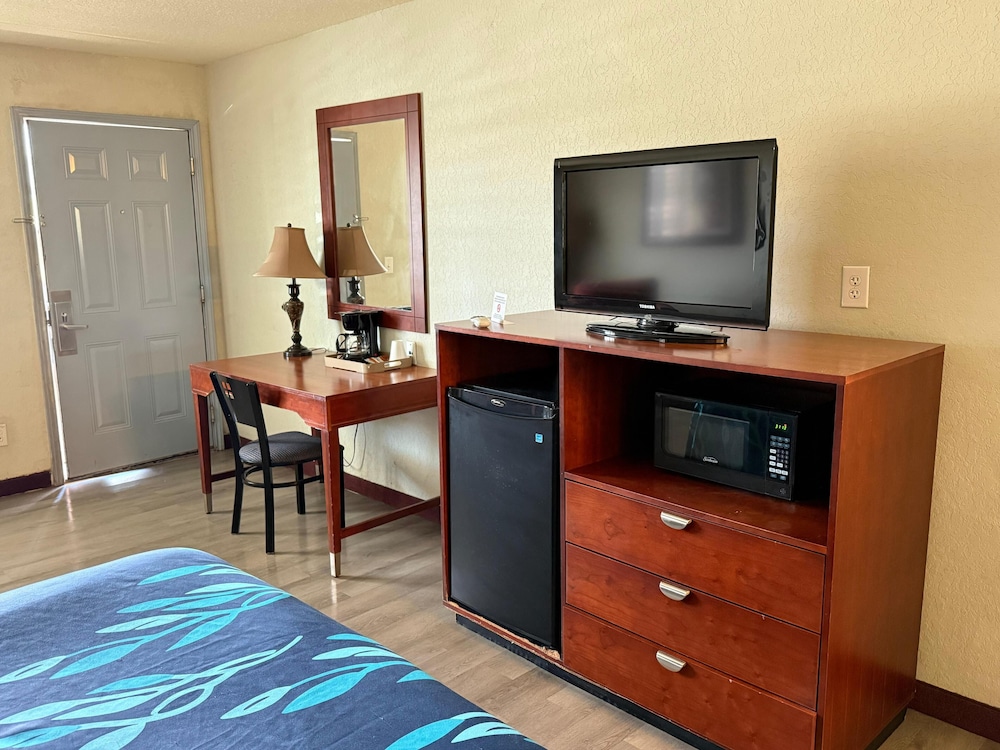 Hotel O Bien Venido Pearsall I 35 - photo 12