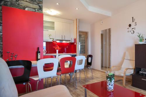 Holiday Home Porat — 4-Star Luxury Hotel in Podgora, Croatia