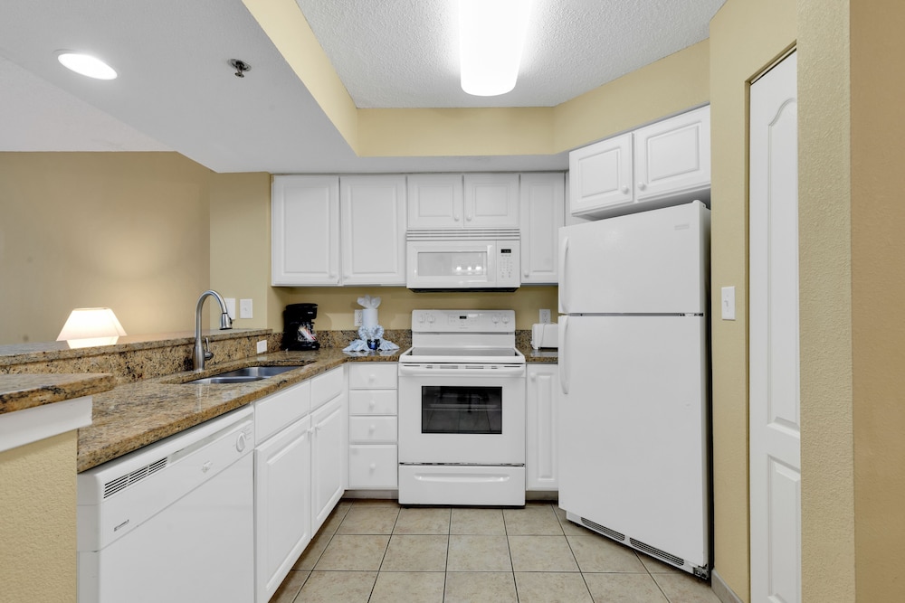 Carolinian Resort Stunning Condos - photo 51