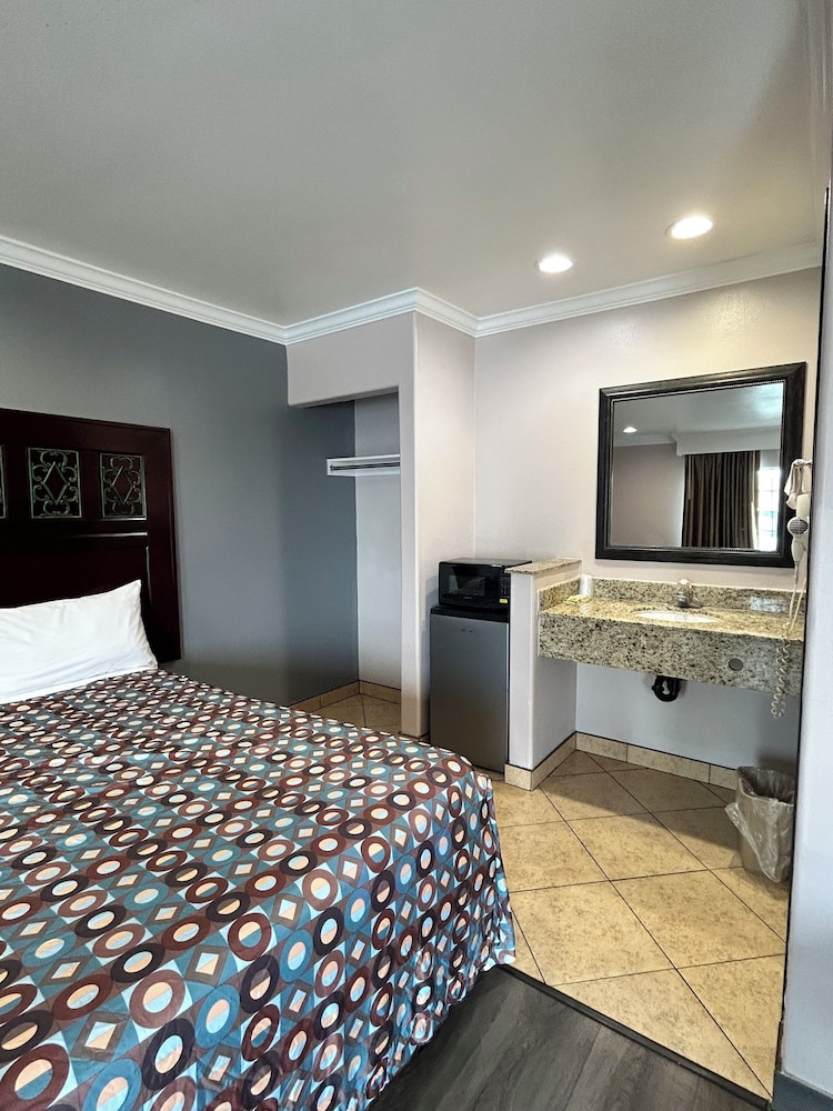 Hyland Motel - photo 4