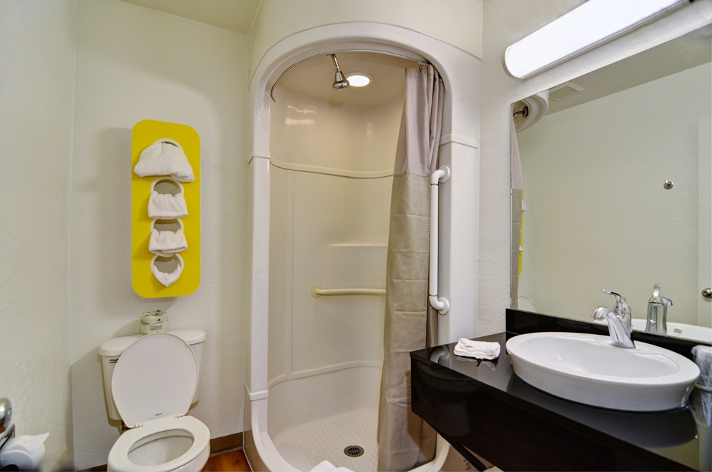 Motel 6 Palm Springs CA East Palm Canyon - photo 45