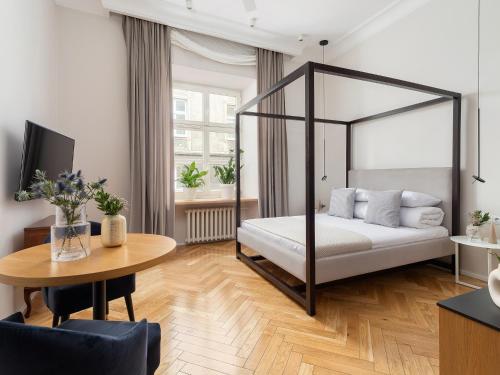 Main Square Szpitalna 9 Street — 4-Star Luxury Hotel in Krakow, Poland