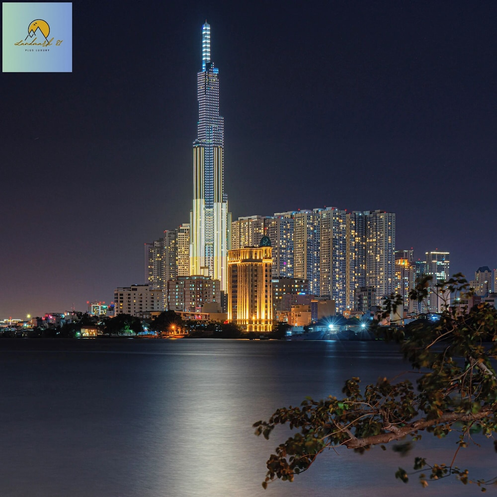 Landmark 81 Skyscraper — 4-Star Luxury Hotel in Ho Chi Minh City, Vietnam