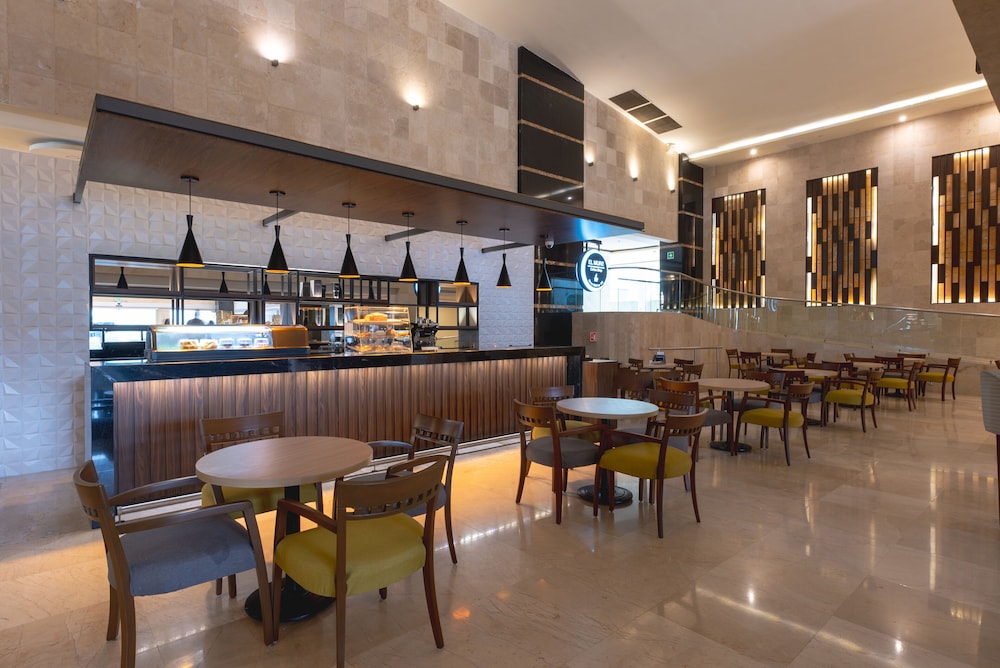 Holiday Inn Villahermosa Aeropuerto by IHG