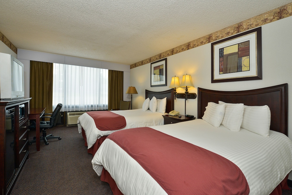 The Dels Pittsburg - photo 12