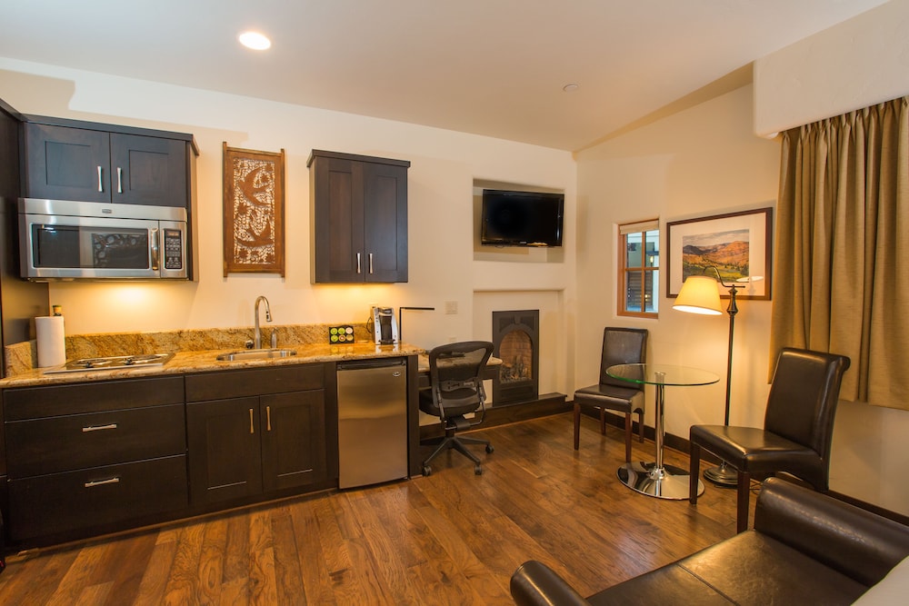 Columbia Cliff Villas Hotel - photo 25