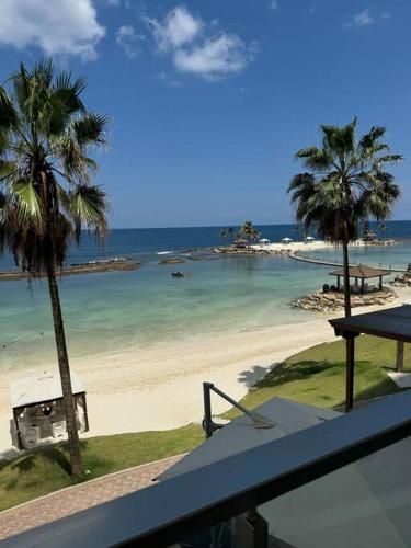 Paraíso Frente al Mar en Playa Escondida — 4-Star Luxury Hotel in Maria Chiquita, Panama
