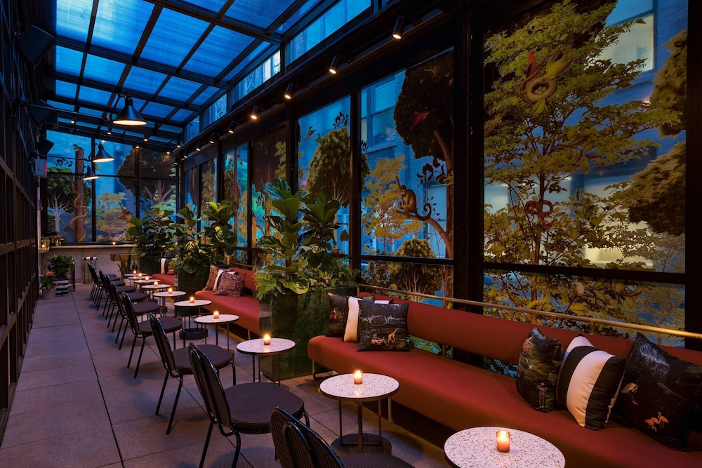 Moxy NYC Chelsea - photo 4