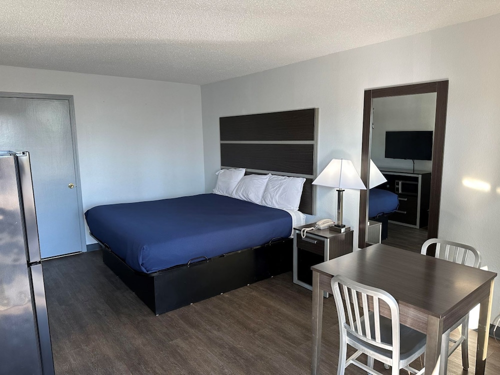 Homelodge Newnan - photo 8