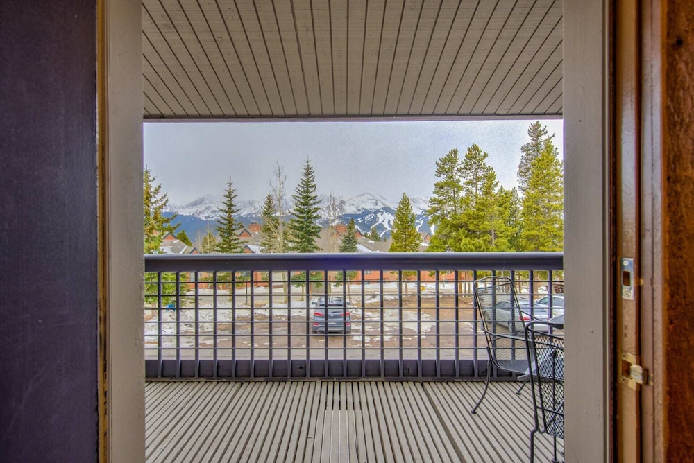 3brbreckenridge Townhomebalcony Mtn Views Hot Tub - photo 32