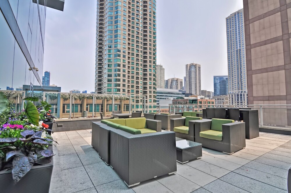 Furnished Suites in the Heart of River North - photo 38