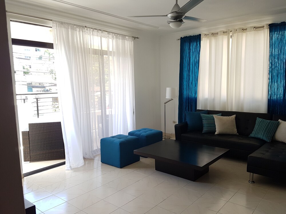 Apartamento hotel la Española — hotel in Santiago De Los Caballeros