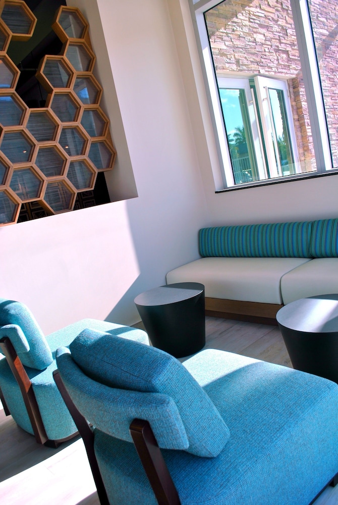 Four Points by Sheraton Miami Airport - photo 27