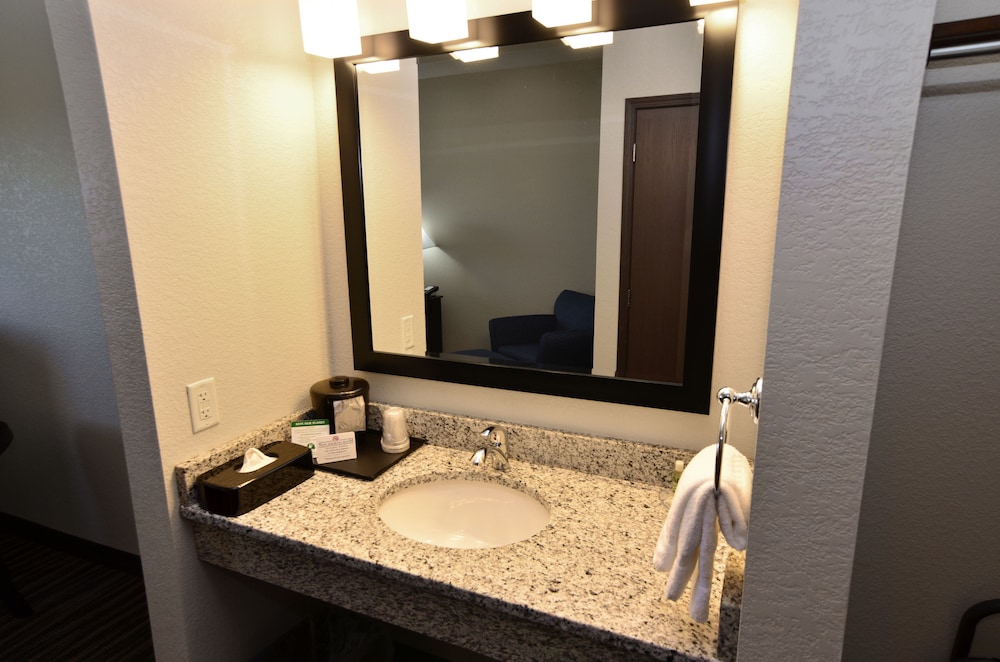 Cobblestone Inn & Suites Manning - photo 50